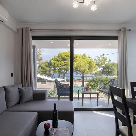 On The Sea Villa *