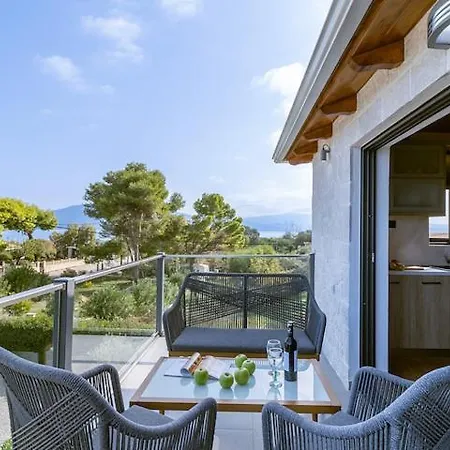 On The Sea Villa *
